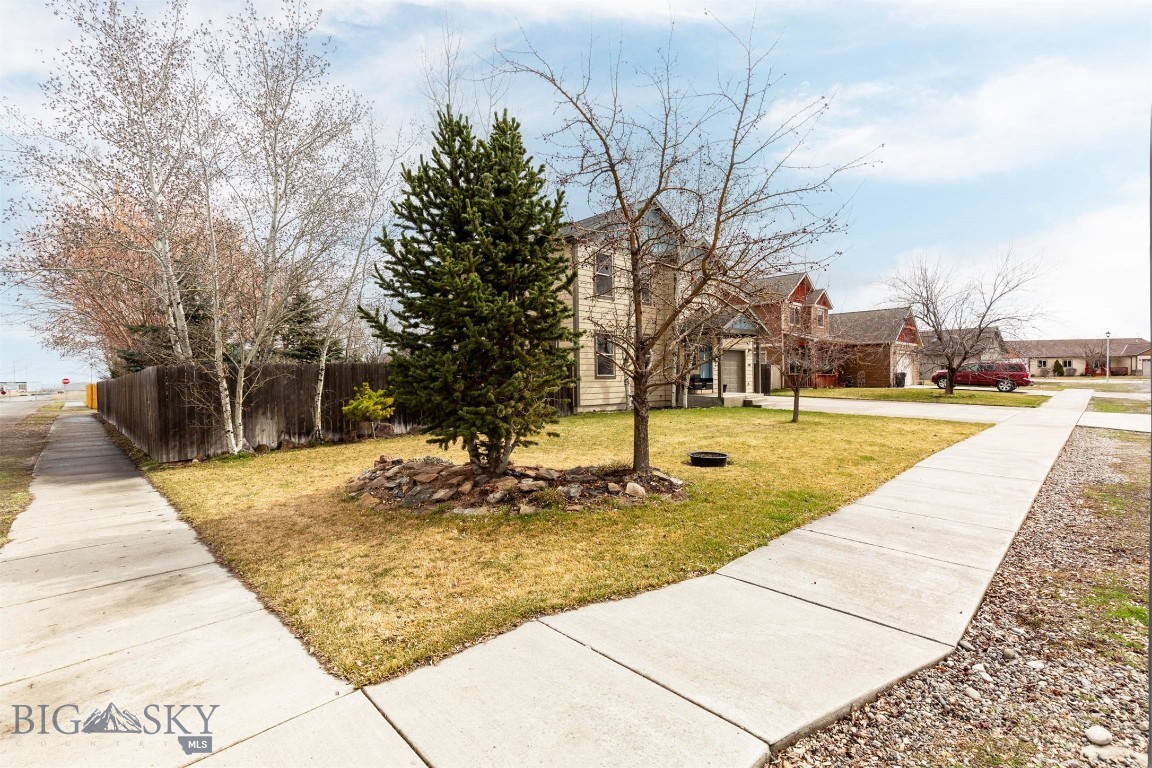 1101 E Gallatin