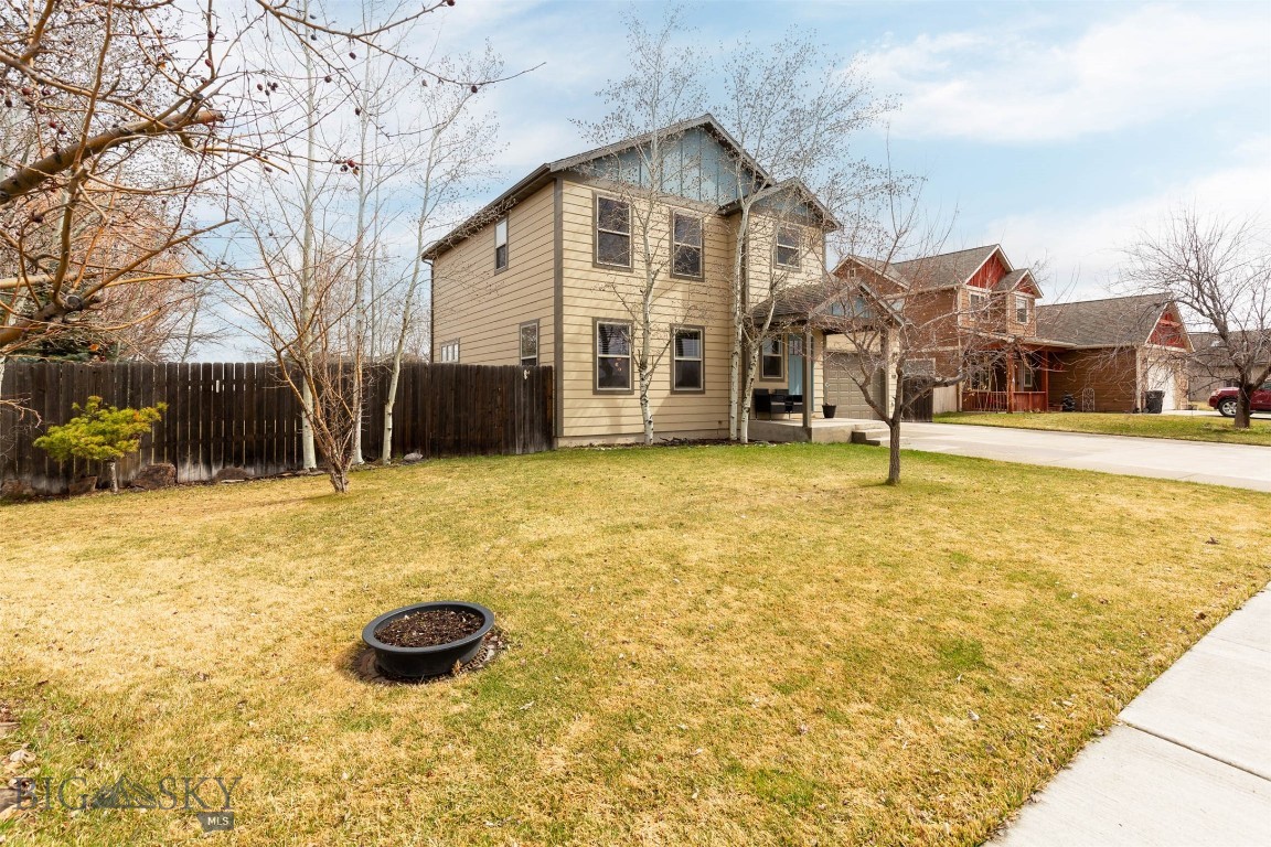 1101 E Gallatin
