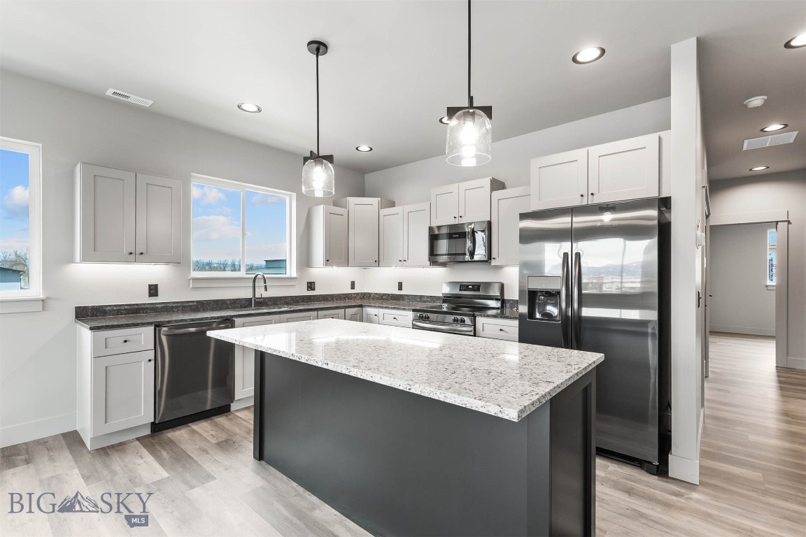 202 Fletching Unit D