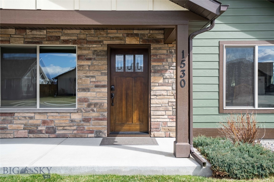 1530 Powers Boulevard