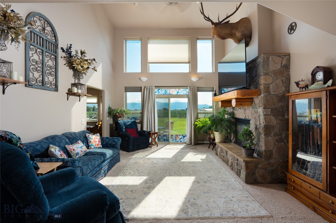 130 4 Dot Lane