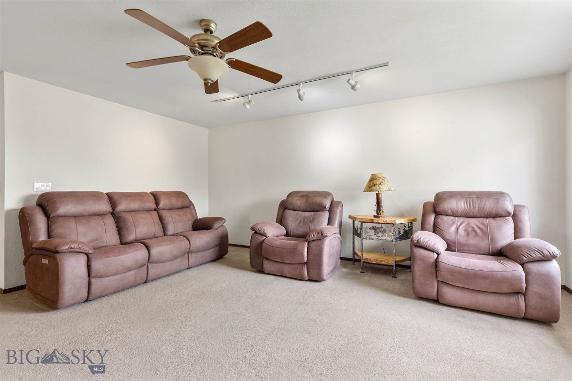 2525 Shatto Drive