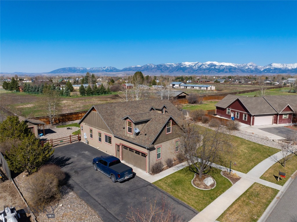 85 Flagstone Drive