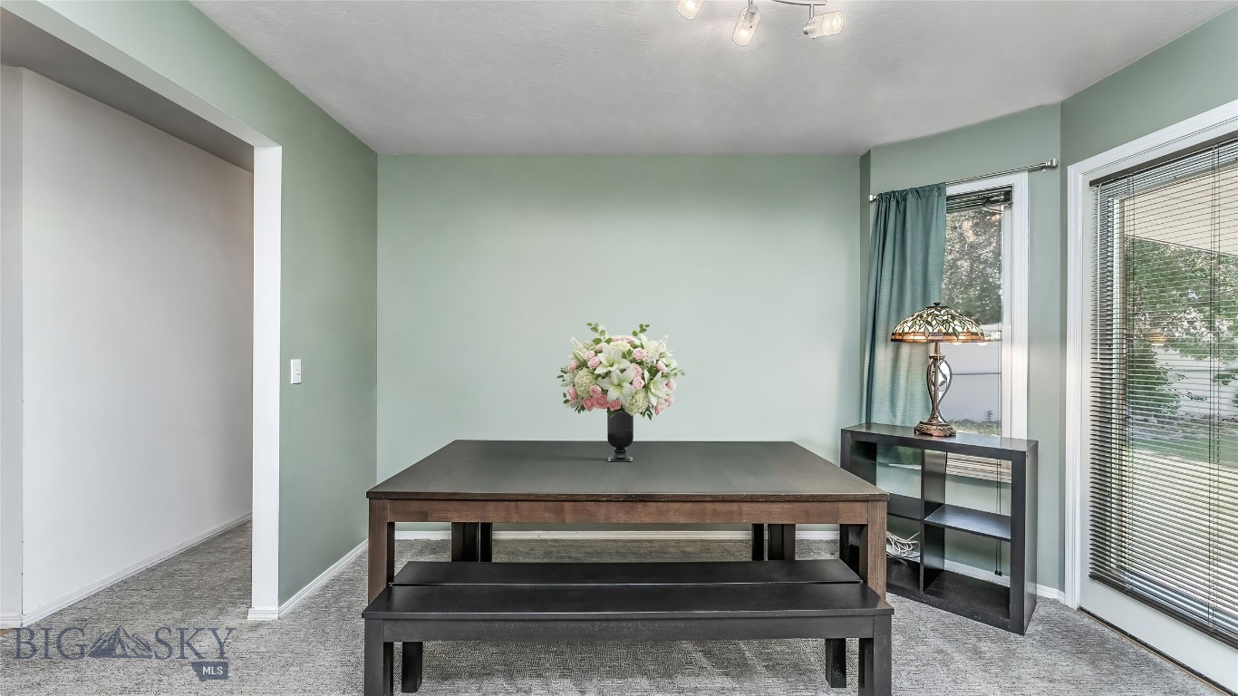 1008 E Missoula